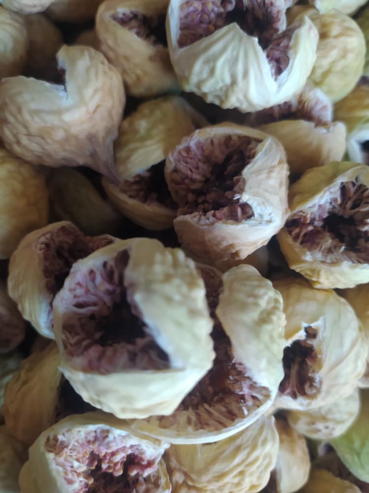 فروش آنلاین انجیر مرغوب نیریز با برترین کیفیت بازار